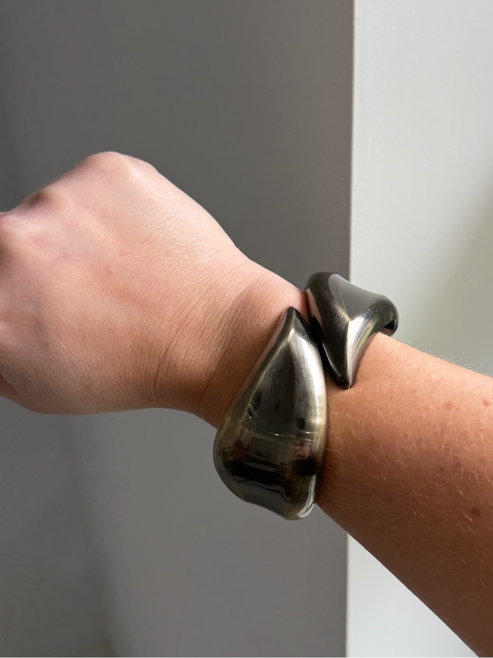 Vintage Metallic Sculpted Cuff Bracelet